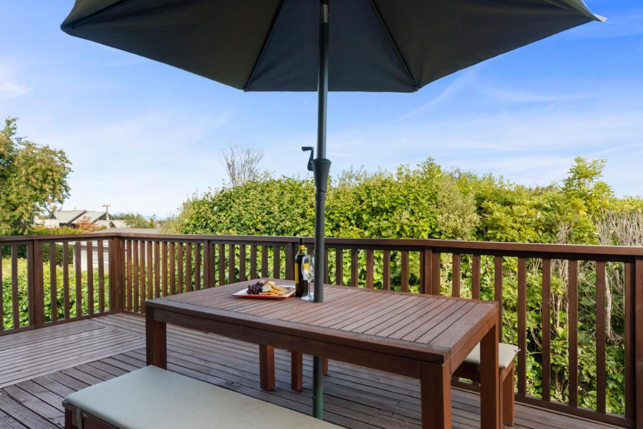 Rainbow Lake House - Lake Taupo Holiday Home Exterior foto